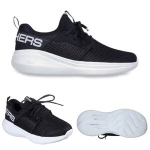 Skechers Black and White Go Run Sneakers Youth Boy’s size 7